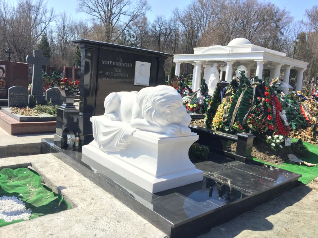 Malhaz Marble | Елітні пам’ятники